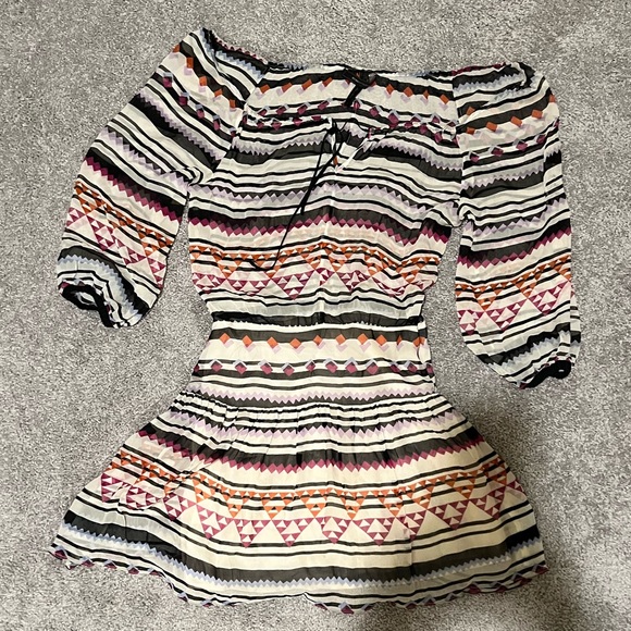BCBGMAXAZRIA Small
Rory Multicolor Silk Peasant Dress - Picture 7 of 7